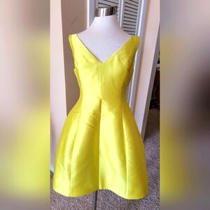 KATE SPADE LIME GREEN STRUCTURED SILK MINI DRESS SZ 4